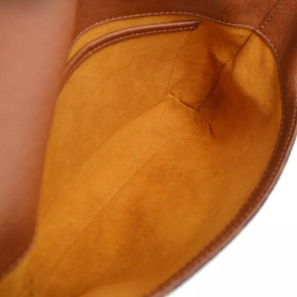 LOUIS VUITTON MONOGRAM MUSETTE TANGO SHORT SHOULDER BAG - Picture 6 of 8